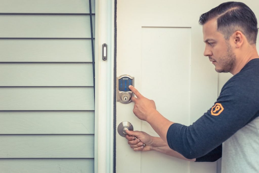 Lock Change in Chicago.